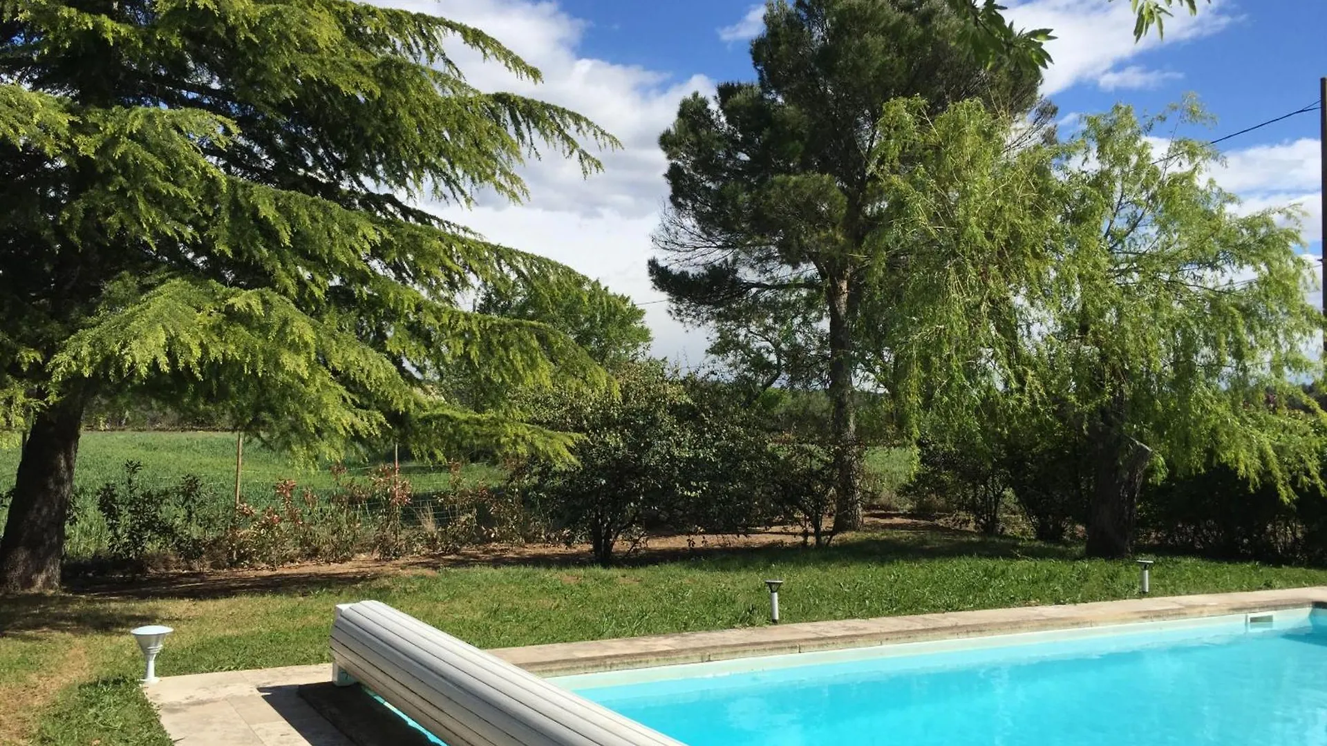 Provencal Paradise: Sainte Victoire Views Near Aix-en-Provence Venelles Villa